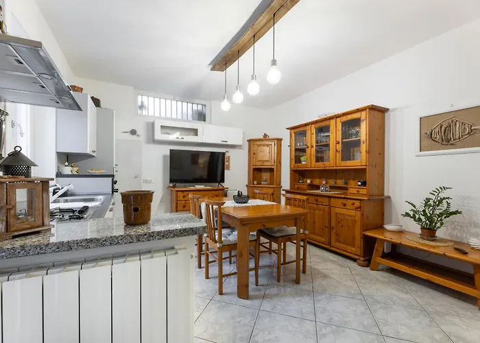 Casa Anna A - Goelba * פומונטה